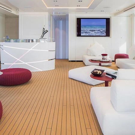 Home yacht salon