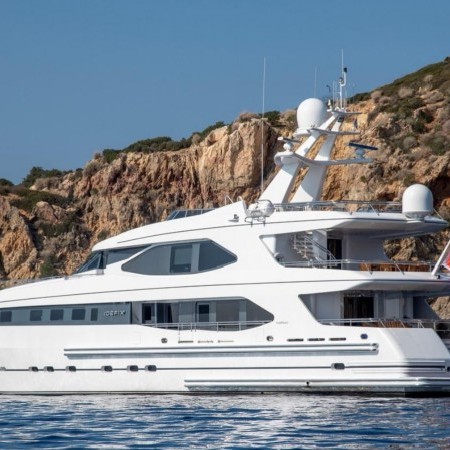 Idefix yacht charter in Greece