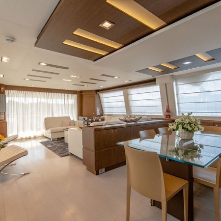 Infinitas yacht charter Mykonos