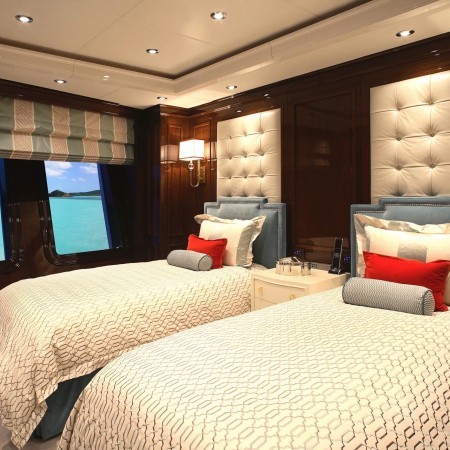cabin for 2 charter guests