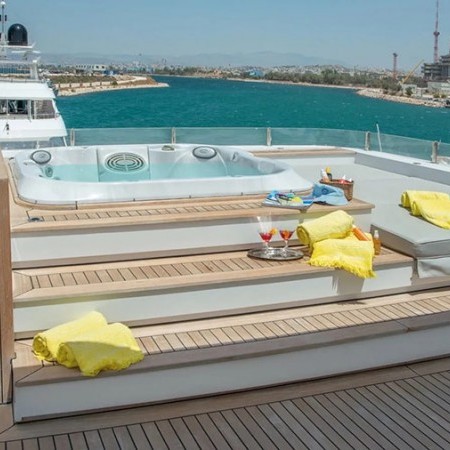 Ipanemas yacht Jacuzzi