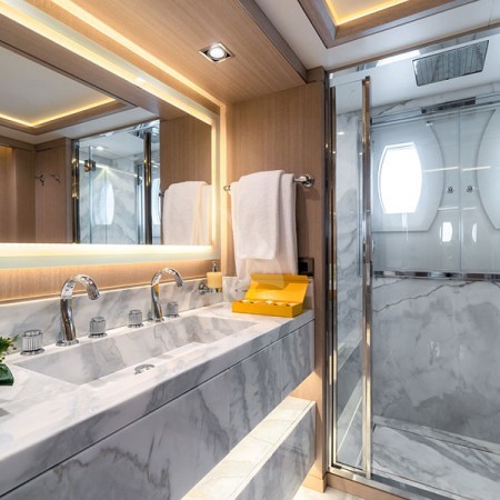 ensuite bathroom with luxury details