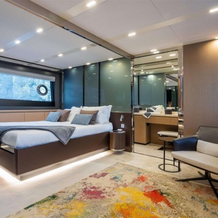 Kar yacht charter Riva