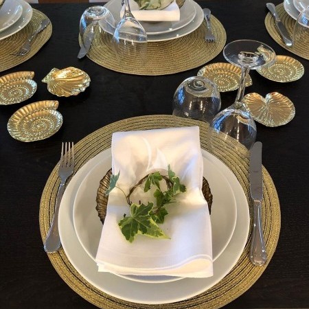 dining table details