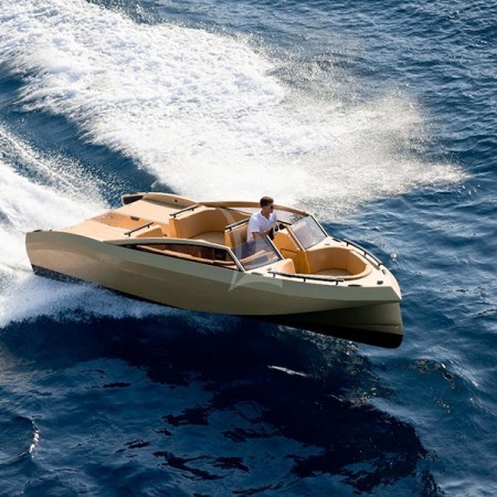 Khalilah yacht cruising