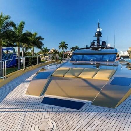 spacious deck with sunbeds