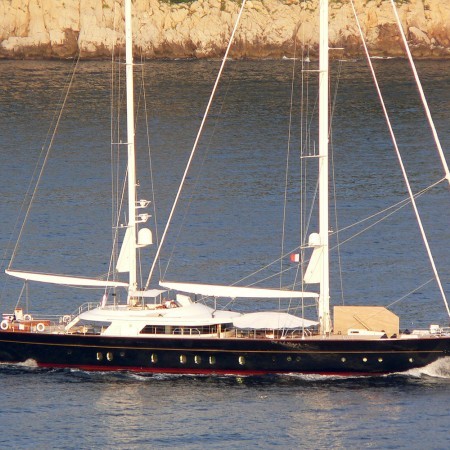 La Luna yacht