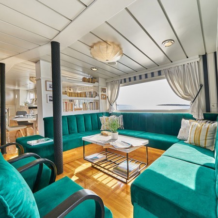 amazing interior on board La Perla yacht