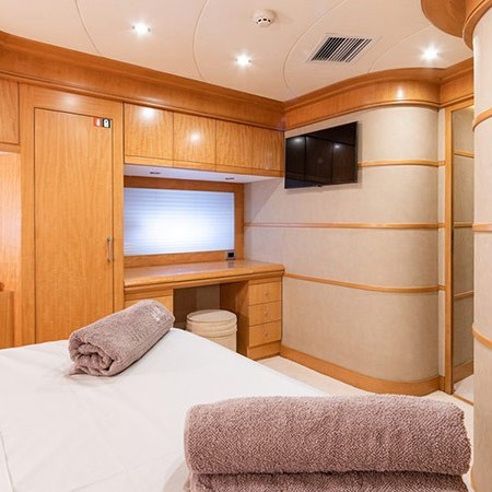 double bedroom for 2 charter guests