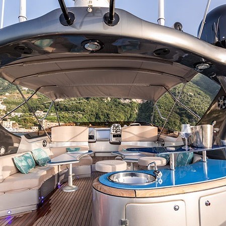 spacious flybridge of Lady B yacht