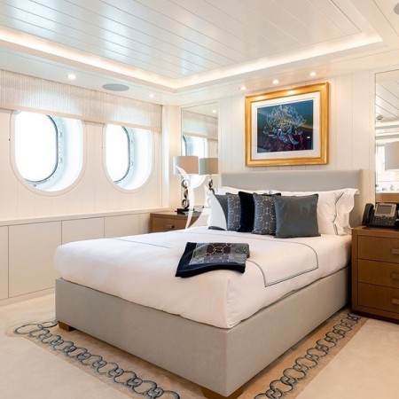 lady E yacht charter