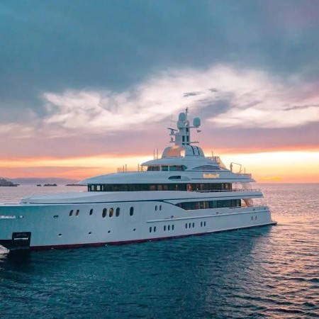 Lady Kathryn V yacht charter