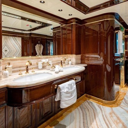 ensuite cabin bathroom