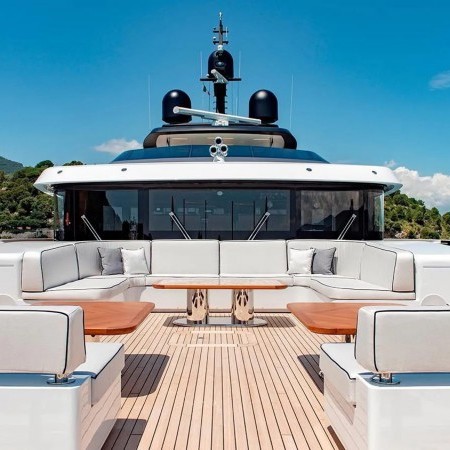 Lady Lena yacht charter