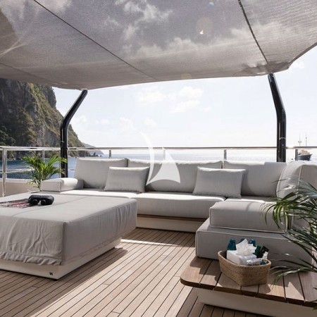 Laurentia yacht for charters