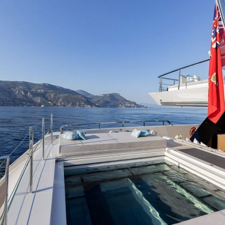 lemon tree yacht charter with Jacuzzi