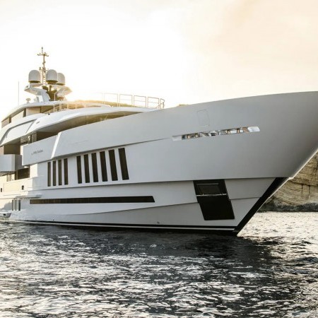 LIFE SAGA Yacht | Luxury Superyacht Charter
