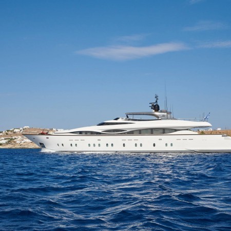 Liva yacht charter