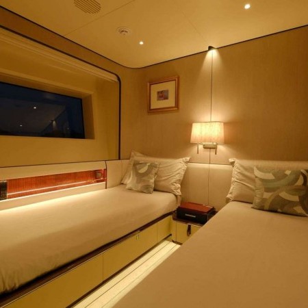 twin cabin at Love T superyacht