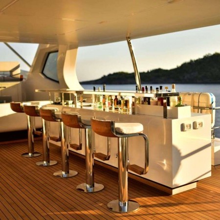 LOVE T Yacht | Luxury Superyacht Charter