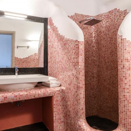 bathroom at villa Parvati