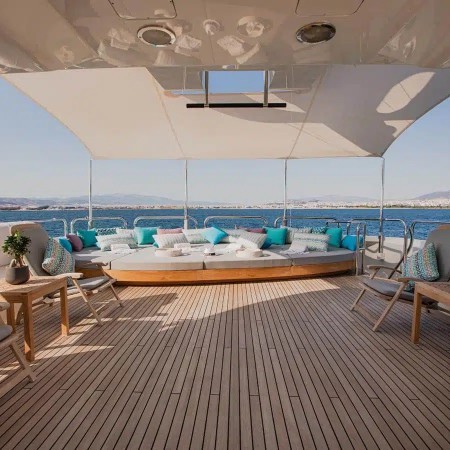 spacious deck area