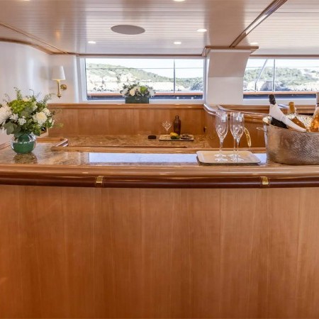 Maximus sailing yacht interior