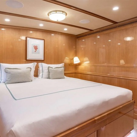 double cabin on Maximus sailboat