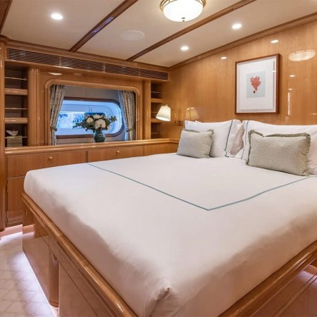 double cabin on Maximus sailboat