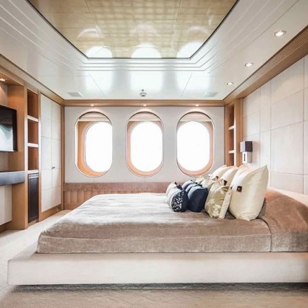 double cabin on Mercury yacht charter