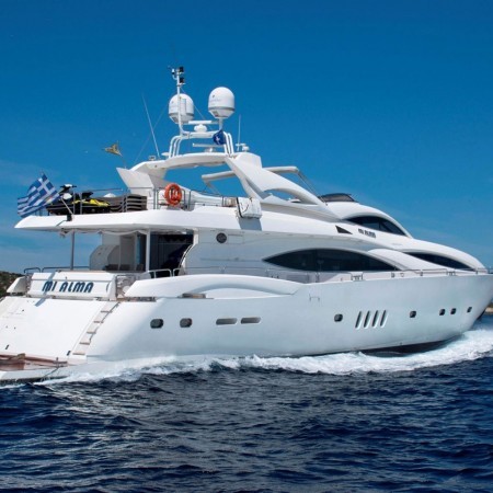 Mi Alma yacht charter