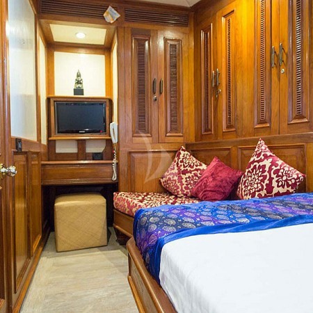 one of the cabins on Mutiara Laut