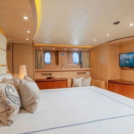 my life yacht charter