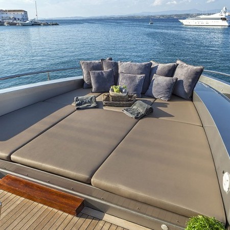 sundeck with sunbeds