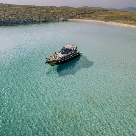 Cranchi yacht Mykonos