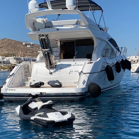 Funseeker yacht Mykonos