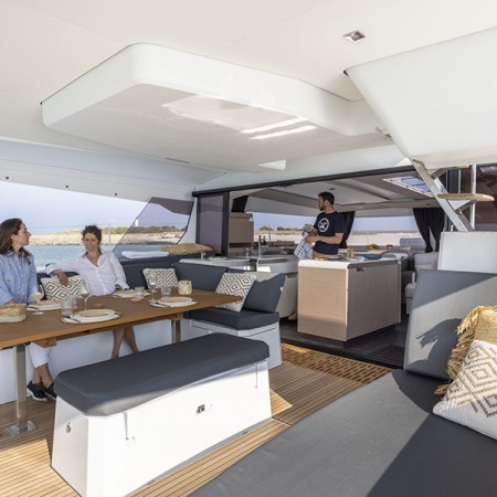 Fountaine Pajot 51