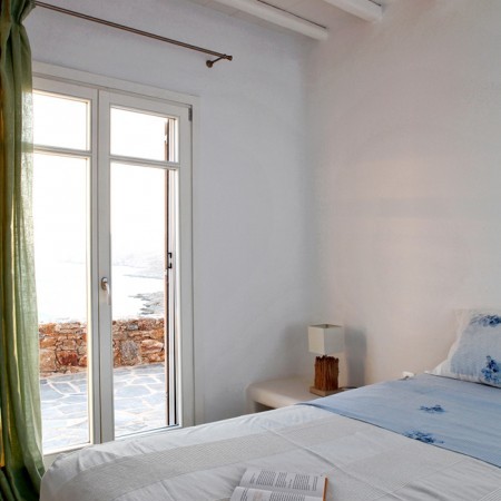 villa elzi bedroom