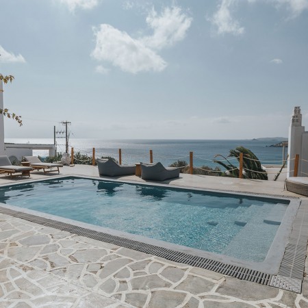 beach villas for rent in Mykonos