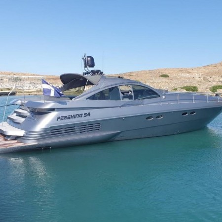Pershing yacht Mykonos