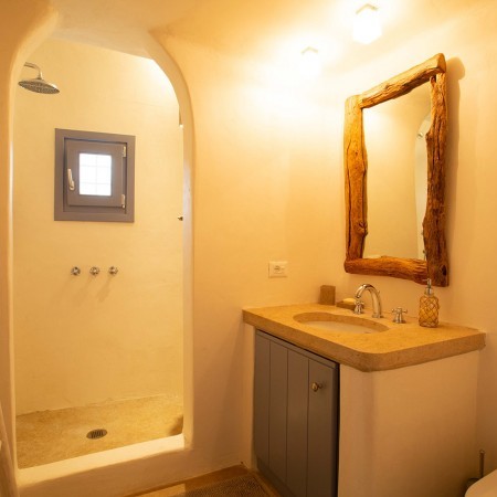 ensuite bathroom