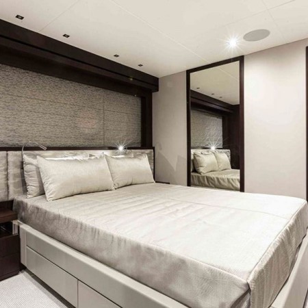 cabin of New Edge yacht