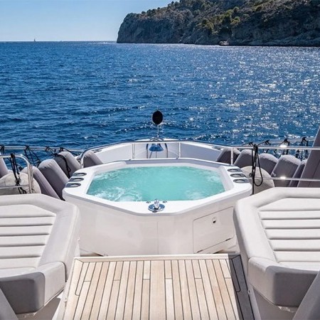 NOROADER Yacht | Luxury Superyacht for Charter