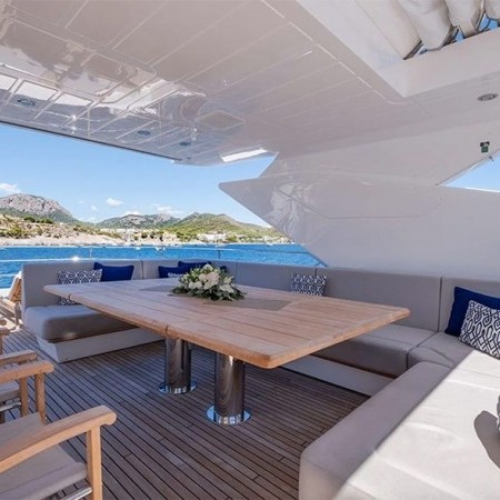 Noroader superyacht deck space