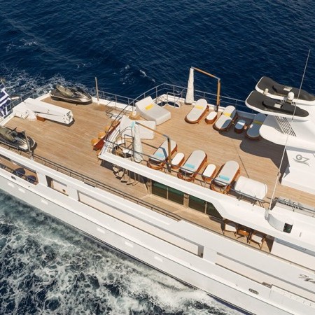 O'Natalina yacht decks