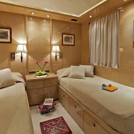 O'Rion yacht twin cabin