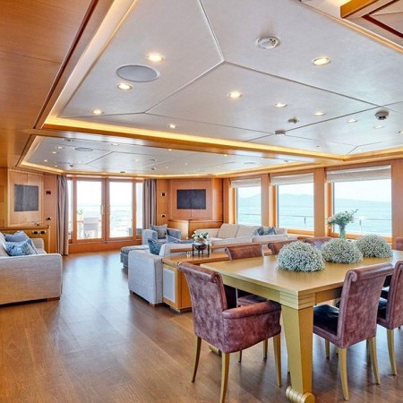 Oasis superyacht dining area