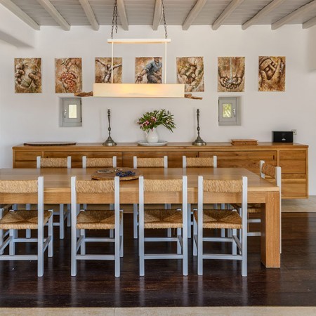 dining area at villa Oberon Mykonos