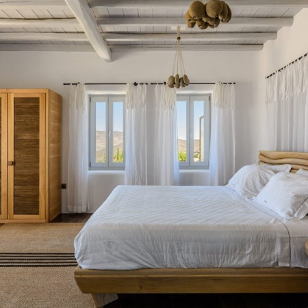 double bedroom at villa Oberon Mykonos