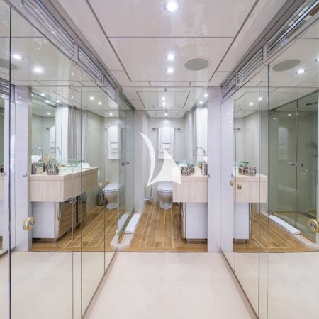 bathroom with luxurious design